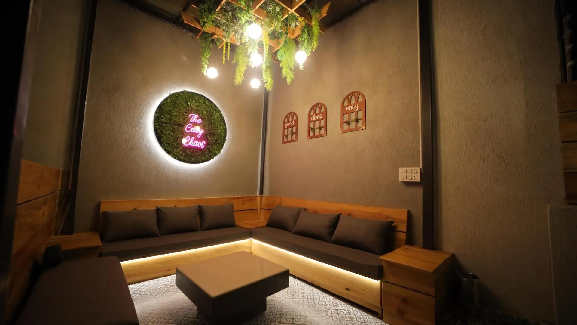 The Cozy Chaos Villa Agra  Agra (Uttar Pradesh)